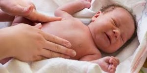 Mengetahui Cara Merawat Kulit  Bayi Yang Benar Untuk Kesehatan Anak